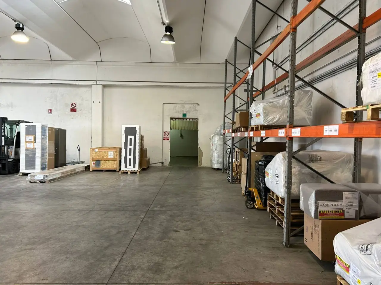 Esercizio commerciale in Viale Piemonte 6, Cascina, {3} - Foto 2