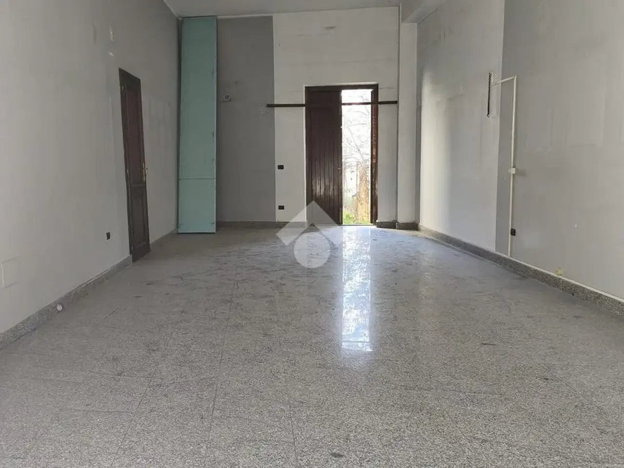 Negozio in Via Pollino 106, Castrovillari, {3} - Foto 2