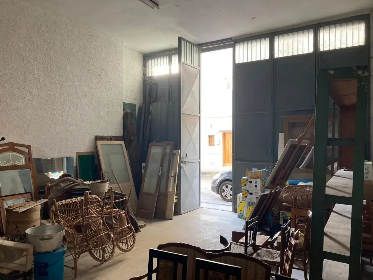 Magazzino in Via Maresciallo Vito Lacorte, Ceglie Messapica, {3} - Foto 2