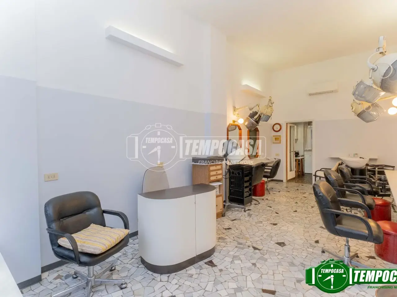 Negozio in Via delle Forze Armate 43, Milano, {3} - Foto 1