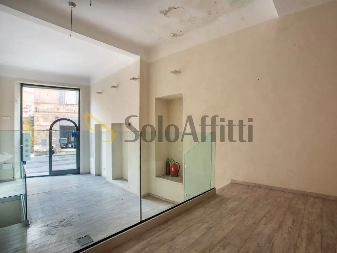Negozio in Via Giuseppe Garibaldi, Siena, {3} - Foto 2