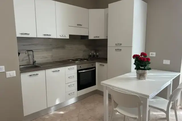 Apartament in {3}, Lungomare degli Ardeatini 110/a - Photo 1