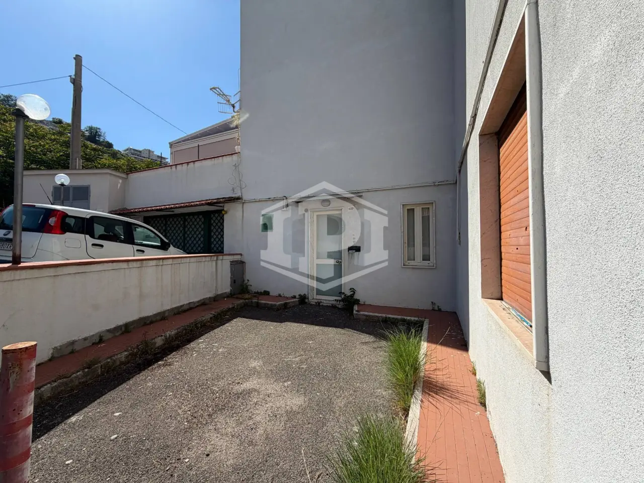 Magazzino in Via Pisciarelli 126, Pozzuoli, {3} - Foto 2