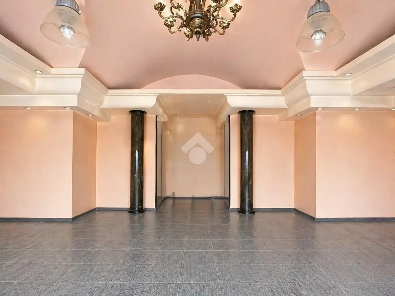 Negozio in Via Daunia 44, San Severo, {3} - Foto 1