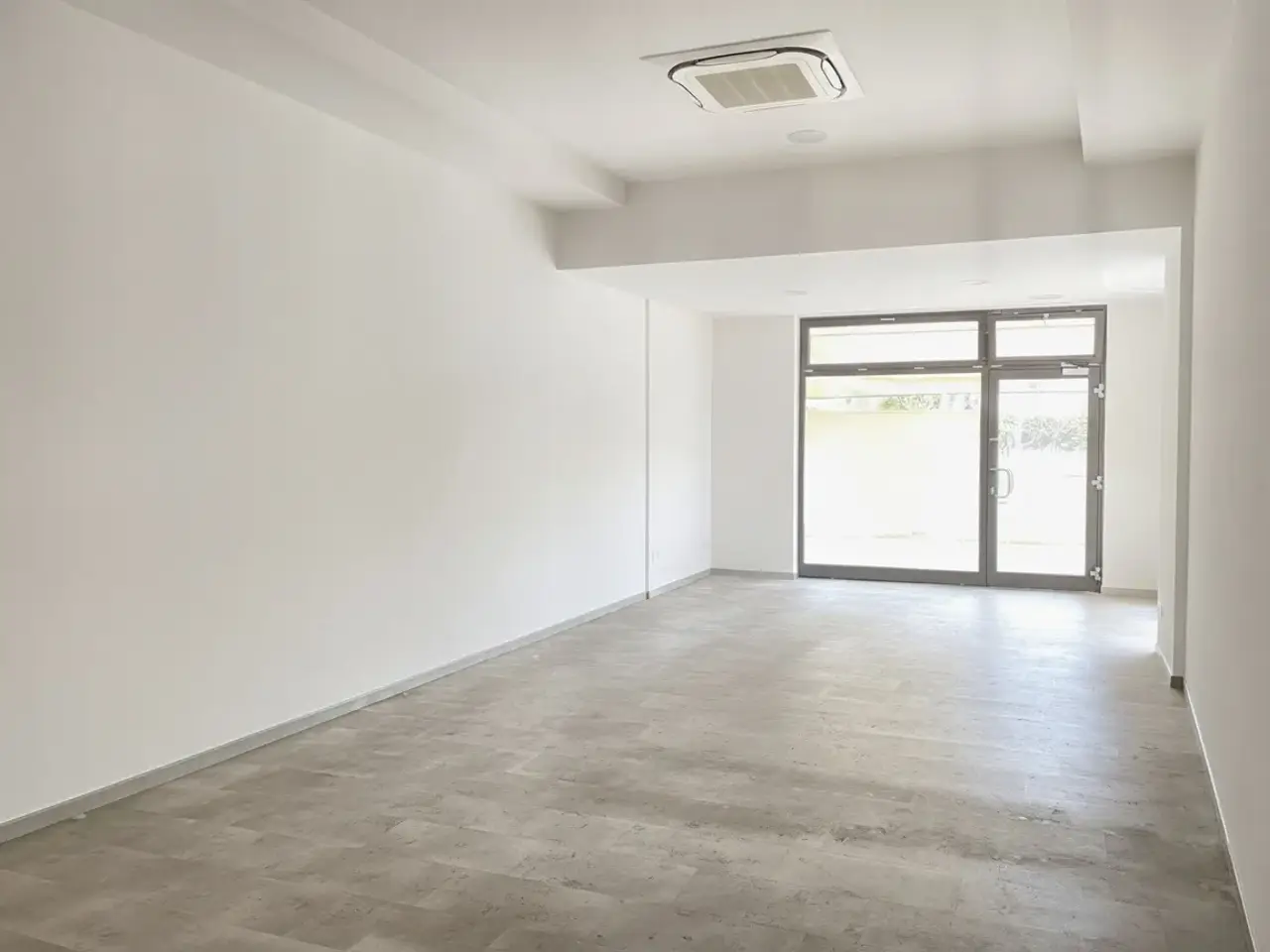 Negozio in , Suzzara, {3} - Foto 1