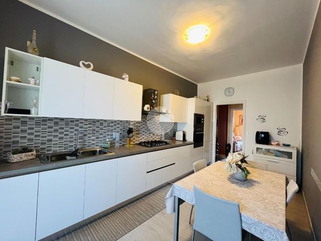 Dreizimmerwohnung in Via Silvio Pellico 41, Carignano - Foto 1