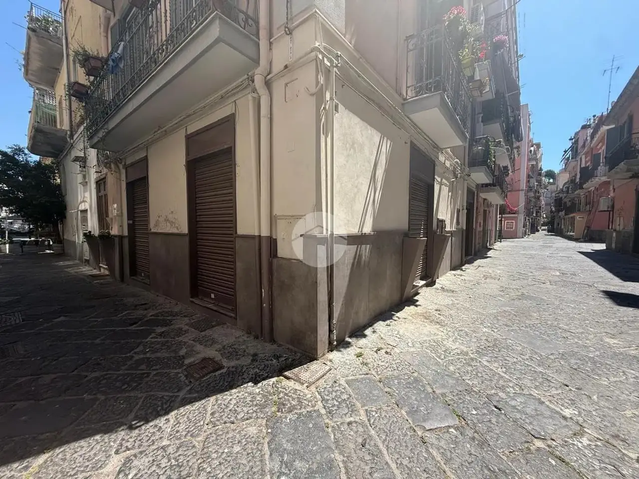 Negozio in Via Maria Puteolana, Pozzuoli, {3} - Foto 1