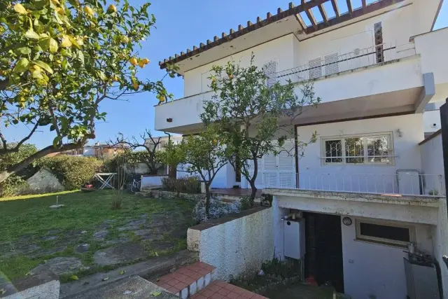 Mansion in Via della Maggiore, Terracina - Photo 1