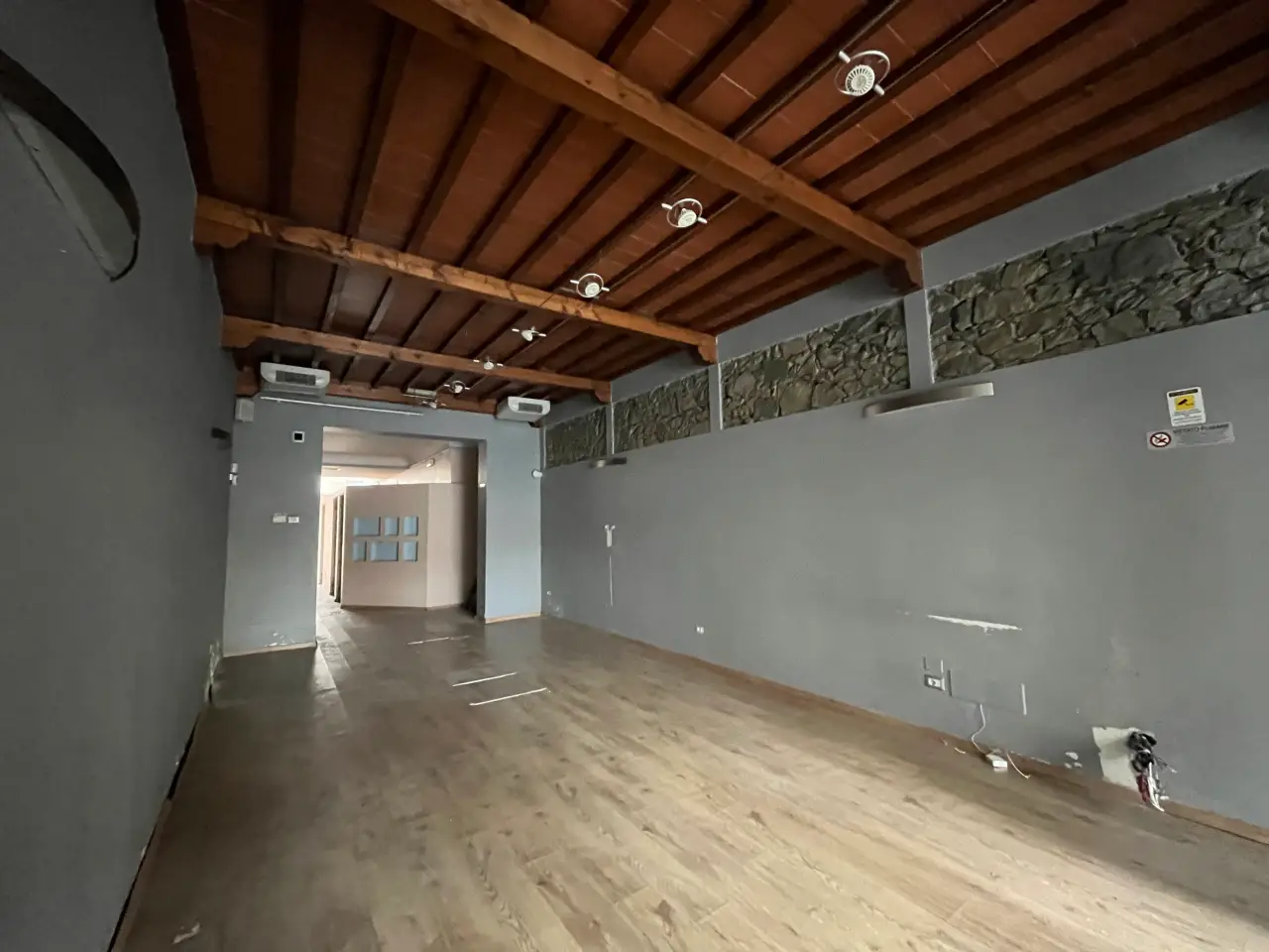 Magazzino in Via Antonio del Pollaiolo, Firenze, {3} - Foto 1