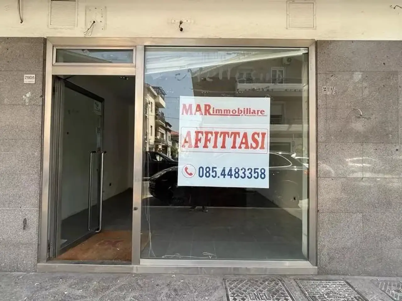 Negozio in , Montesilvano, {3} - Foto 1
