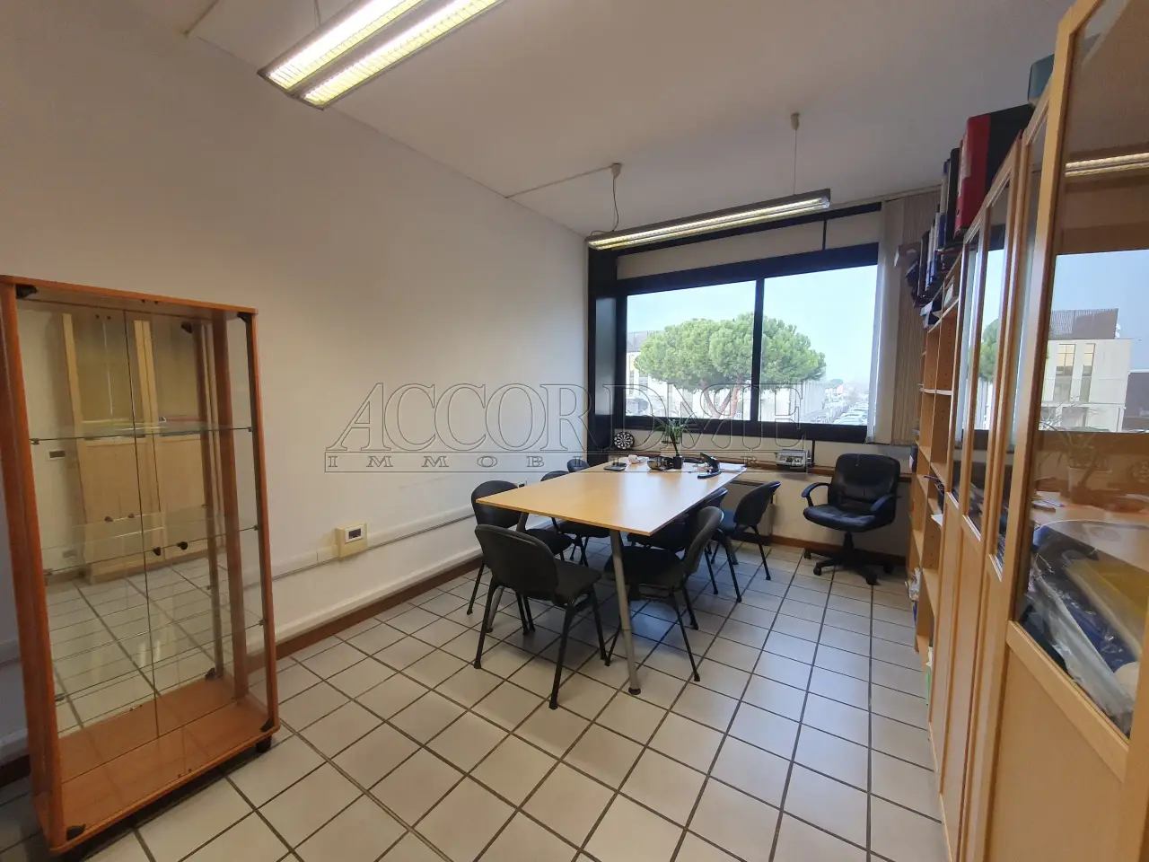 Ufficio in Via della Croce Rossa 32, Padova, {3} - Foto 1