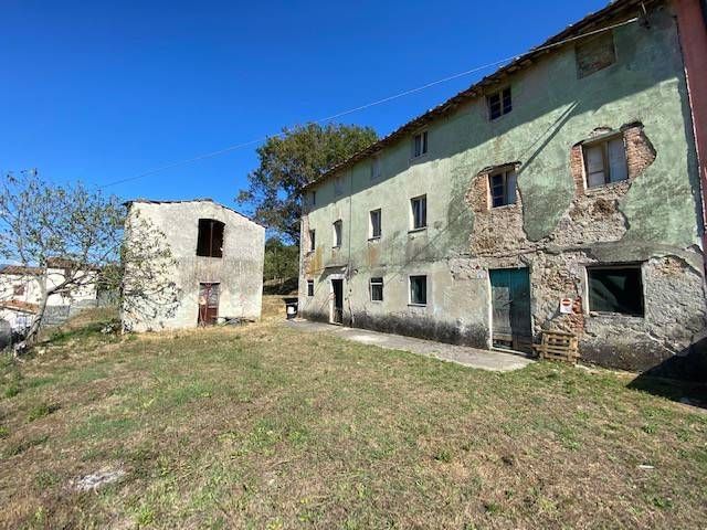 Country house or cottage in Via Santa Maria del Giudice, Lucca - Photo 1