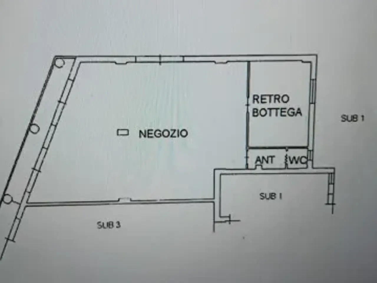 Negozio in Viale John Fitzgerald Kennedy, Trentola Ducenta, {3} - Planimetria 1