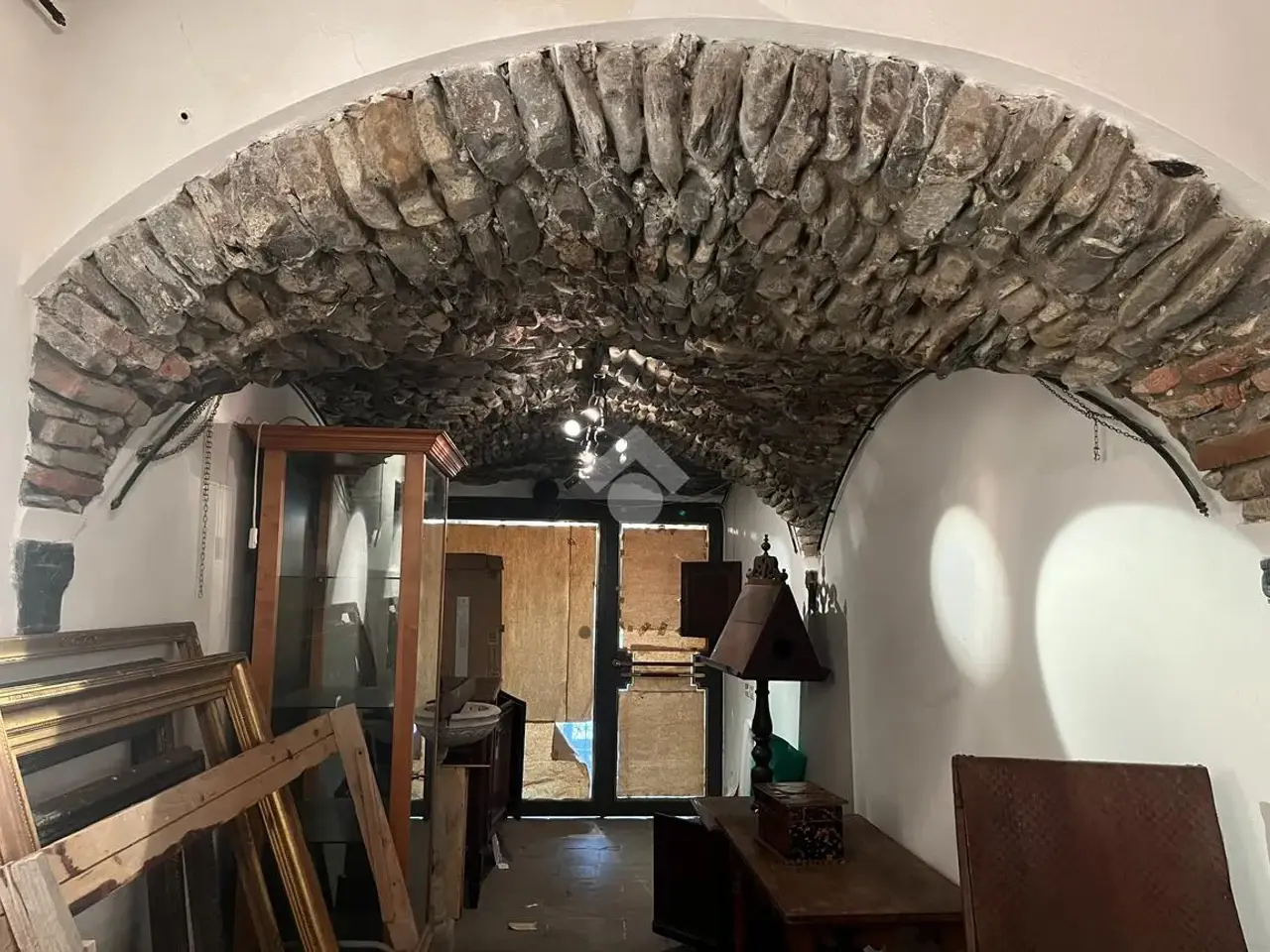 Negozio in Via Nicolò Mascardi 23, Sarzana, {3} - Foto 1