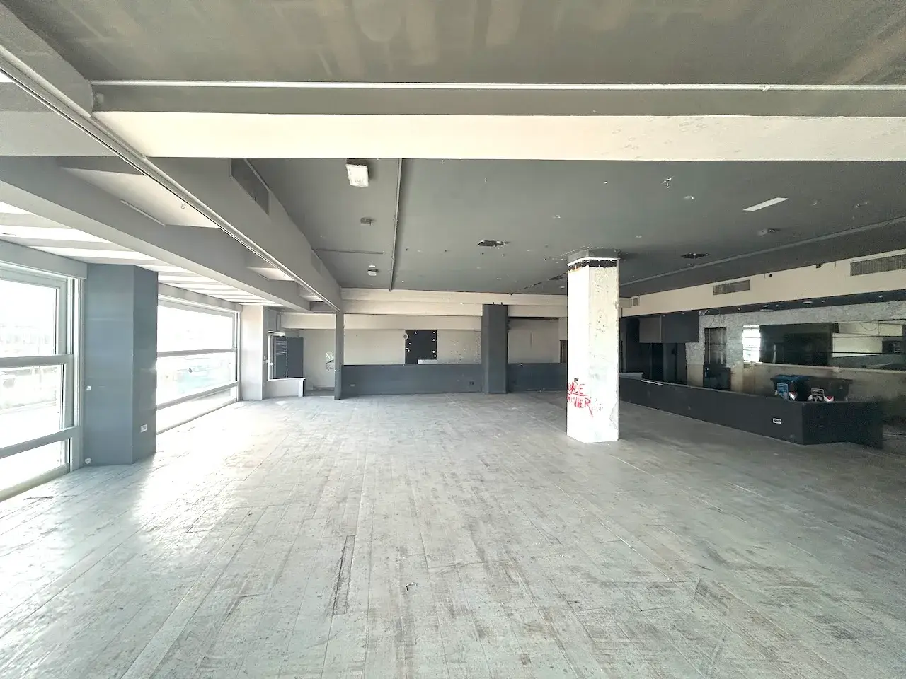 Negozio in Viale Dante, Riccione, {3} - Foto 1