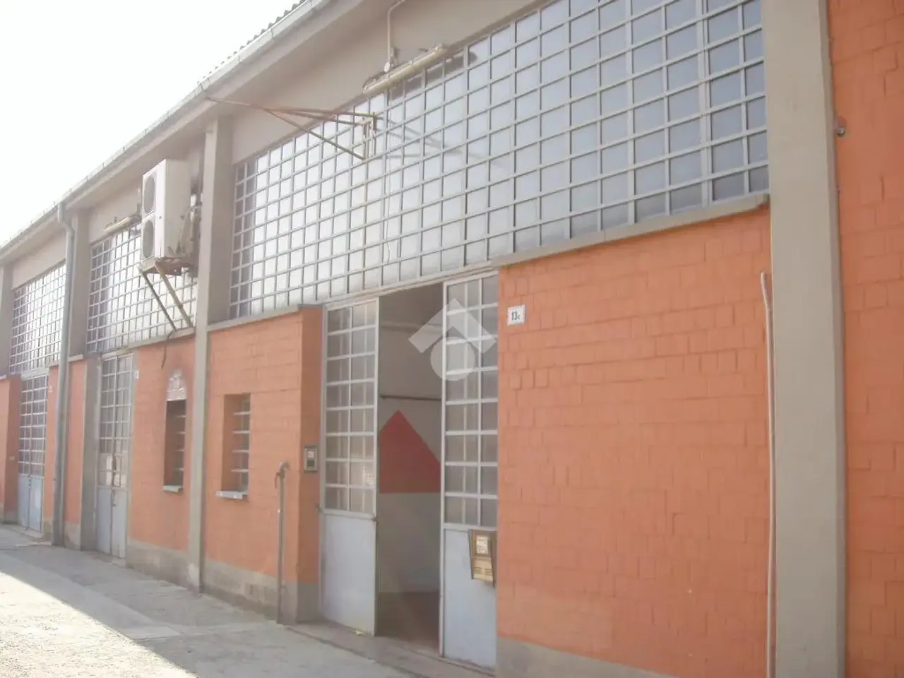 Laboratorio in Via dei Lapidari 13, Bologna, {3} - Foto 2