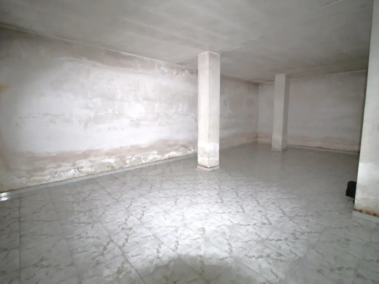 Parcheggio chiuso in Via Magenta, 7, 73044 Galatone Le, Italia, Galatone, {3} - Foto 1