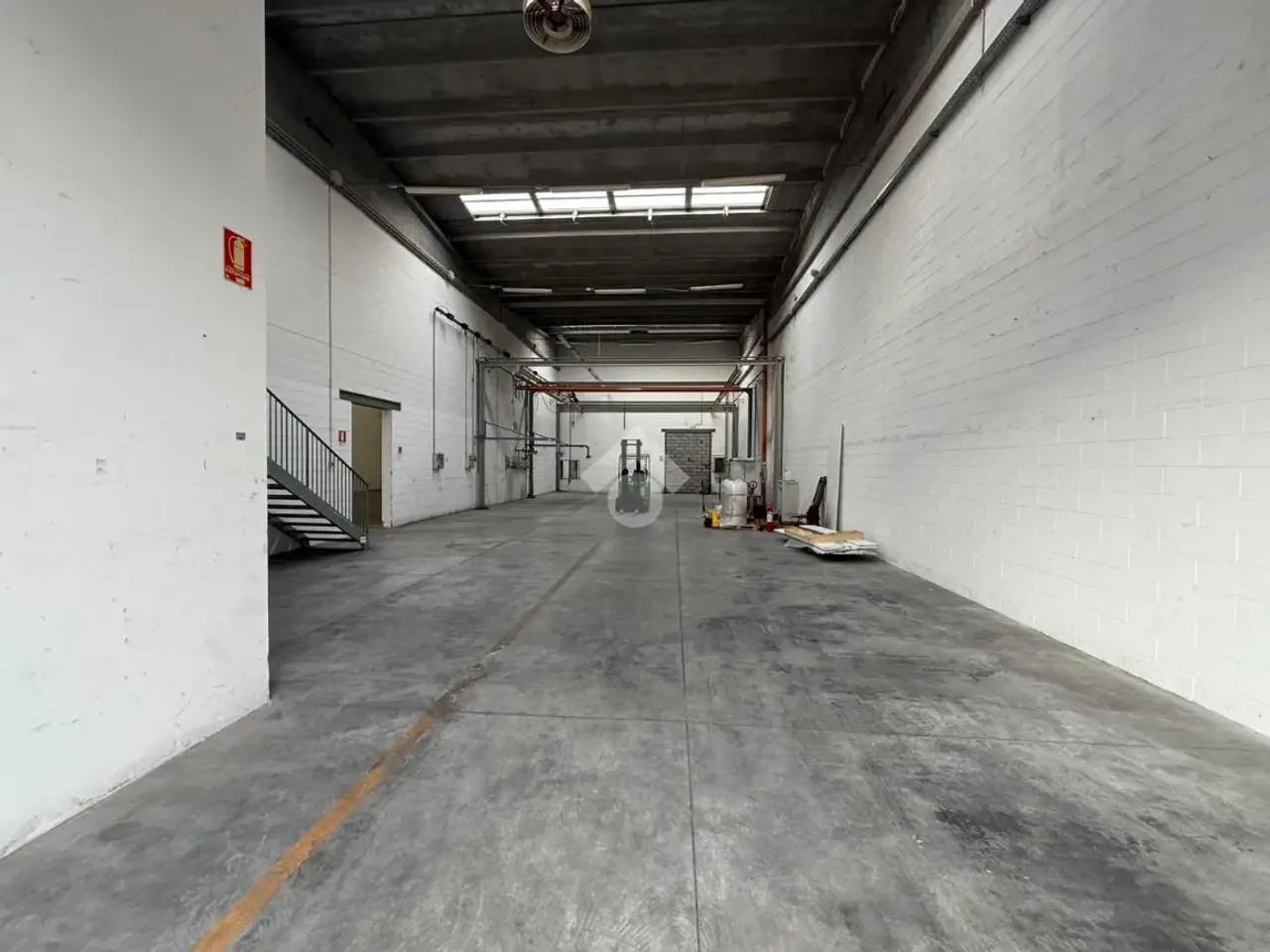 Capannone in Via Giorgio De Chirico 70, Reggio Emilia, {3} - Foto 1
