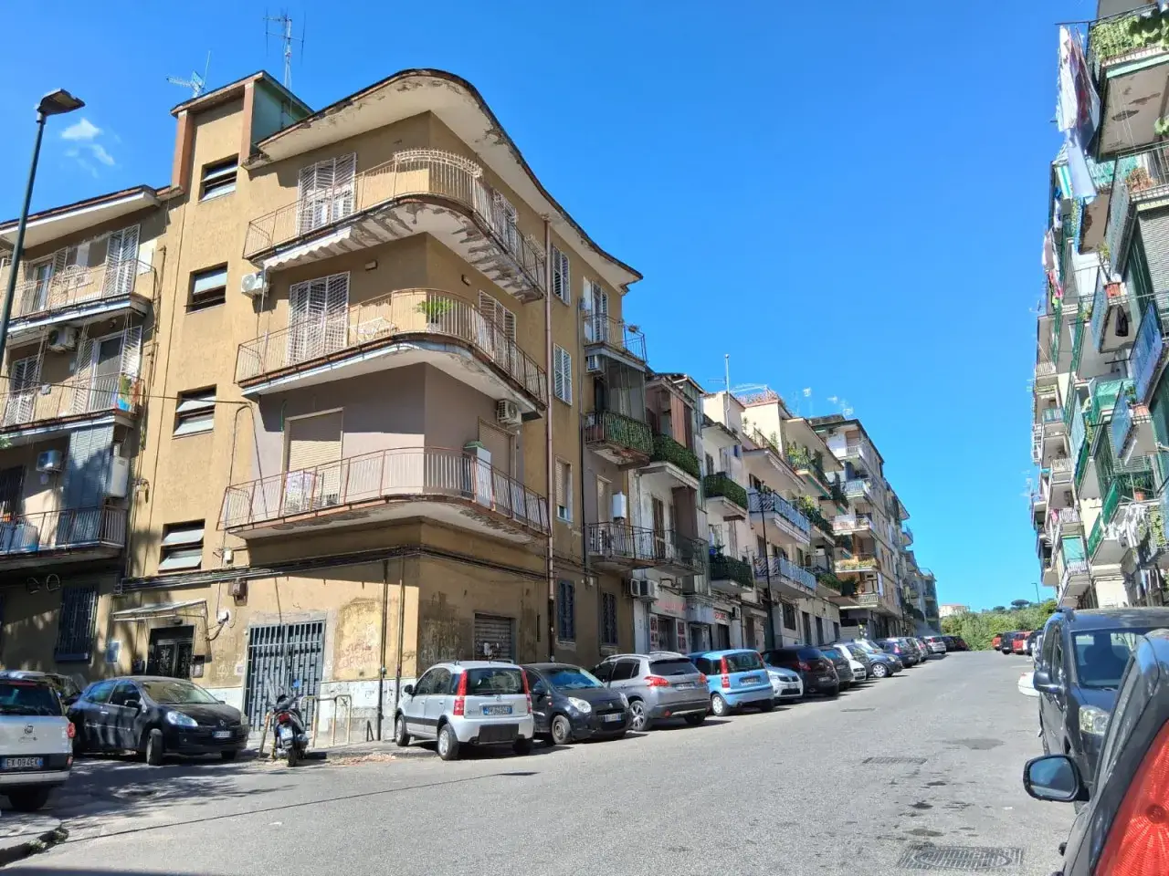 Negozio in Via Francesco Provenzale, Napoli, {3} - Foto 2