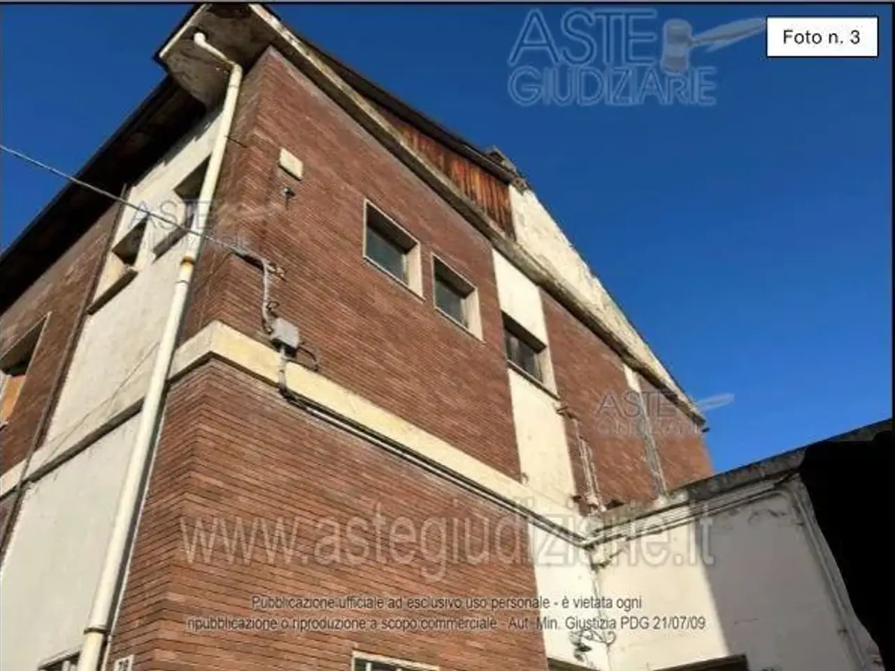 Fabbricato misto in Via I Maggio, 87, 14053 Canelli At, Italia 87, Canelli, {3} - Foto 1