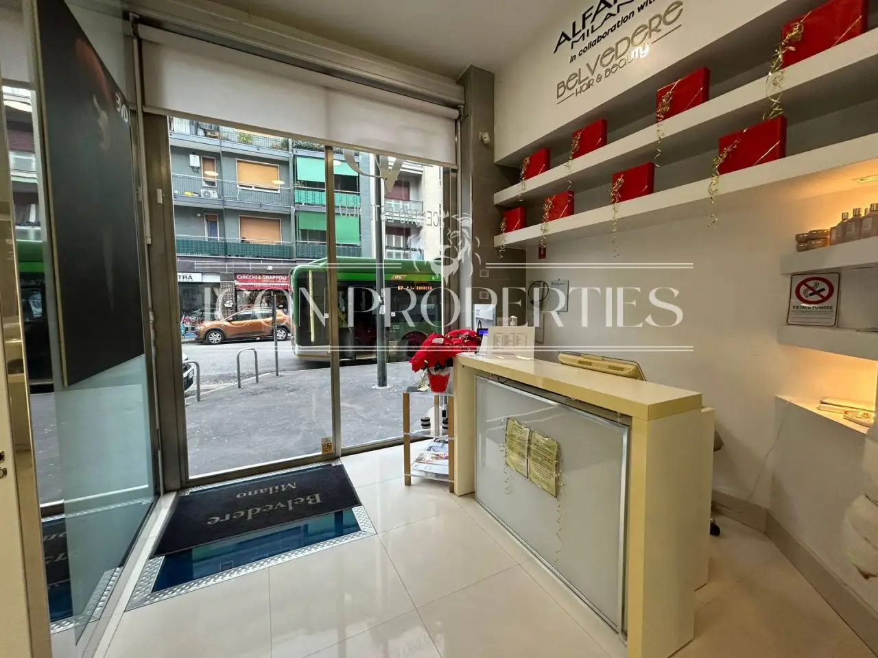 Negozio in Via delle Forze Armate 363, Milano, {3} - Foto 1