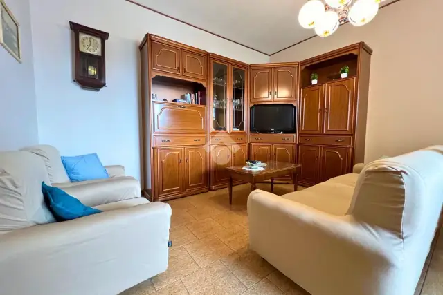 4-room flat in Via Tagliamento 8, Santhià - Photo 1