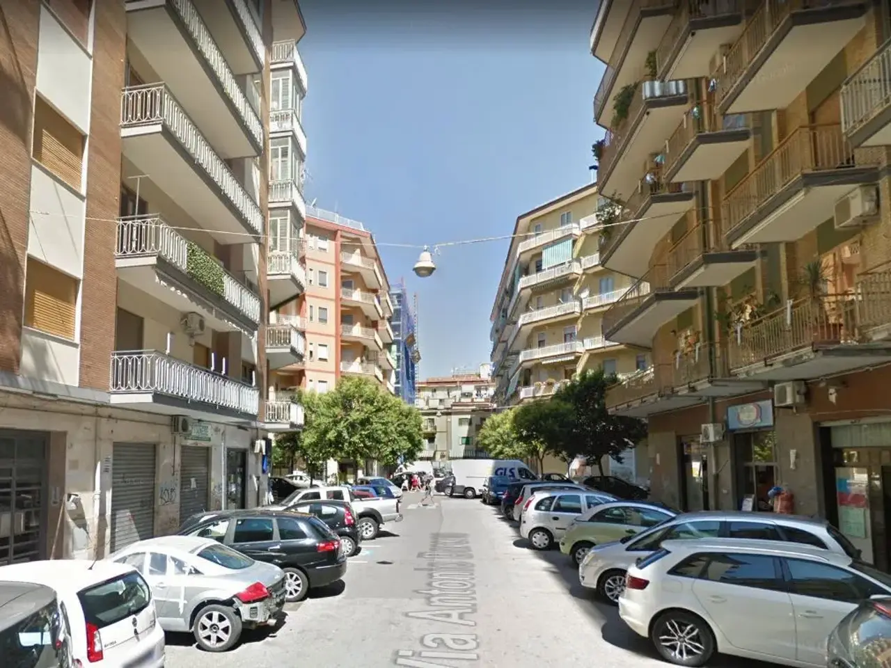 Negozio in Via Antonio Barone 22, Salerno, {3} - Foto 1