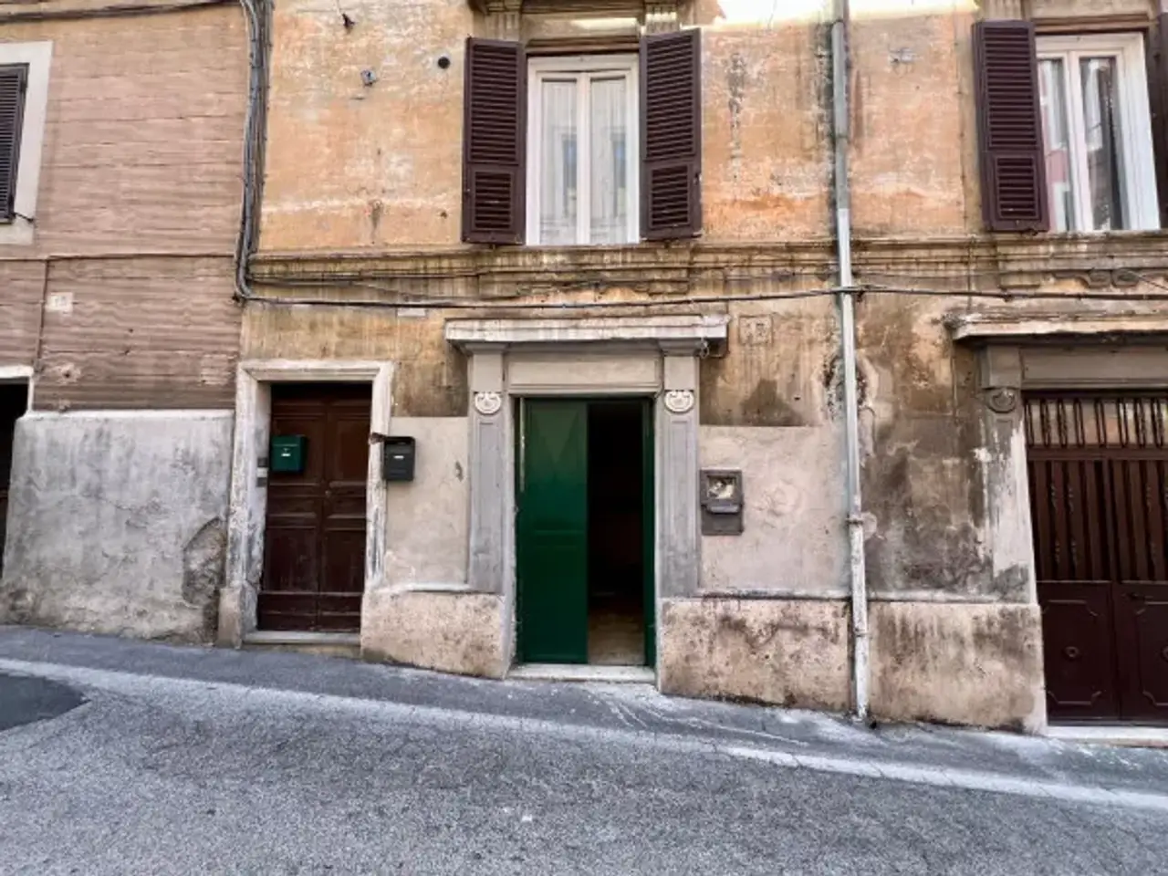 Magazzino in Via Giuseppe Calandrelli, Zagarolo, {3} - Foto 1