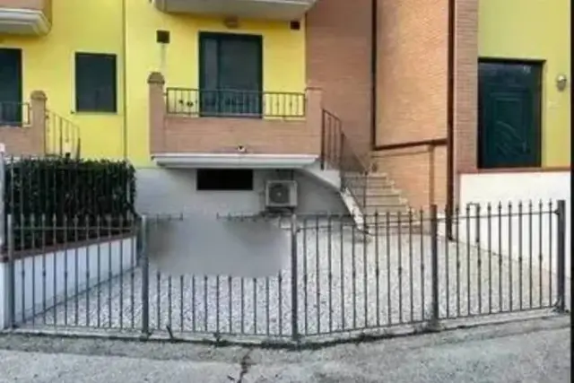 Ufficio condiviso in vendita, Traversa Sechini, Giulianova - Foto 1