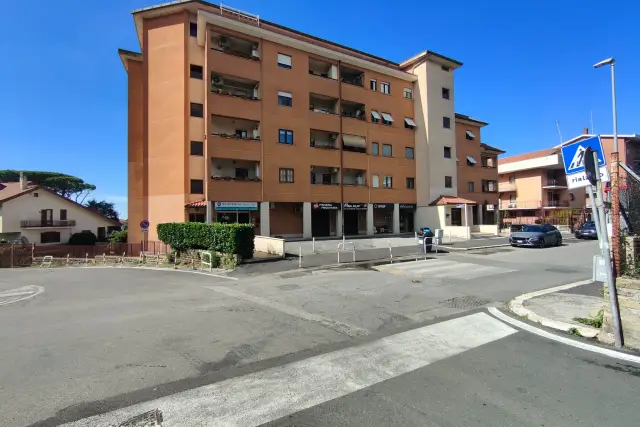 Quadrilocale in Via Gaetano Donizetti, Albano Laziale - Foto 1