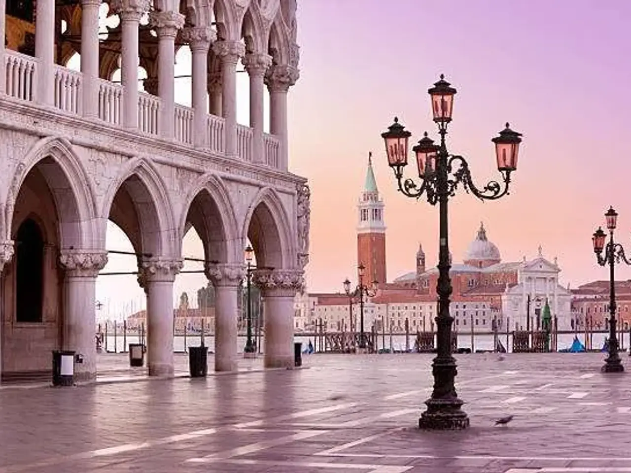 Negozio in Piazza San Marco , Venezia, {3} - Foto 2