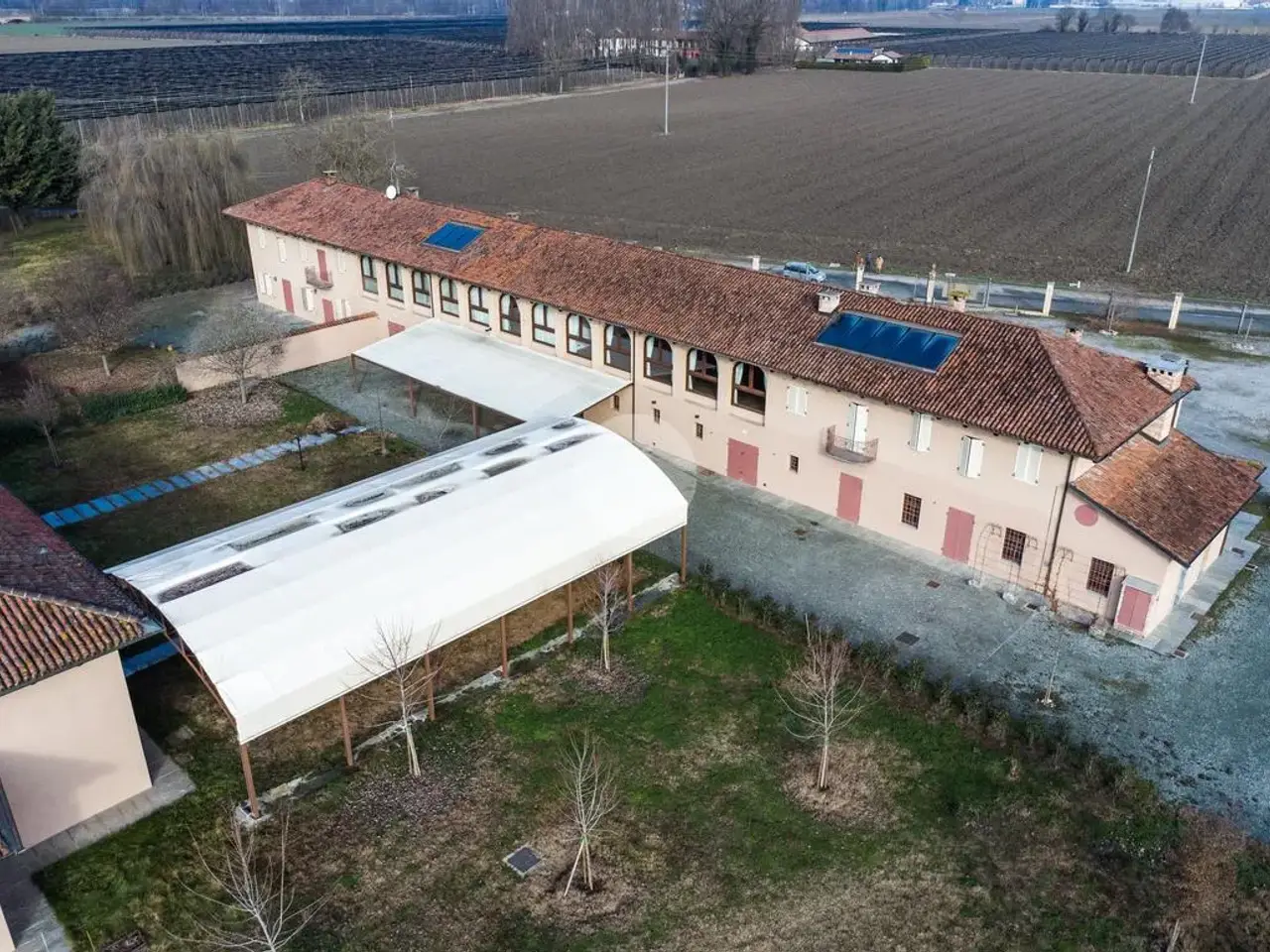 Negozio in Strada Santa Rosalia 12, Savigliano, {3} - Foto 2