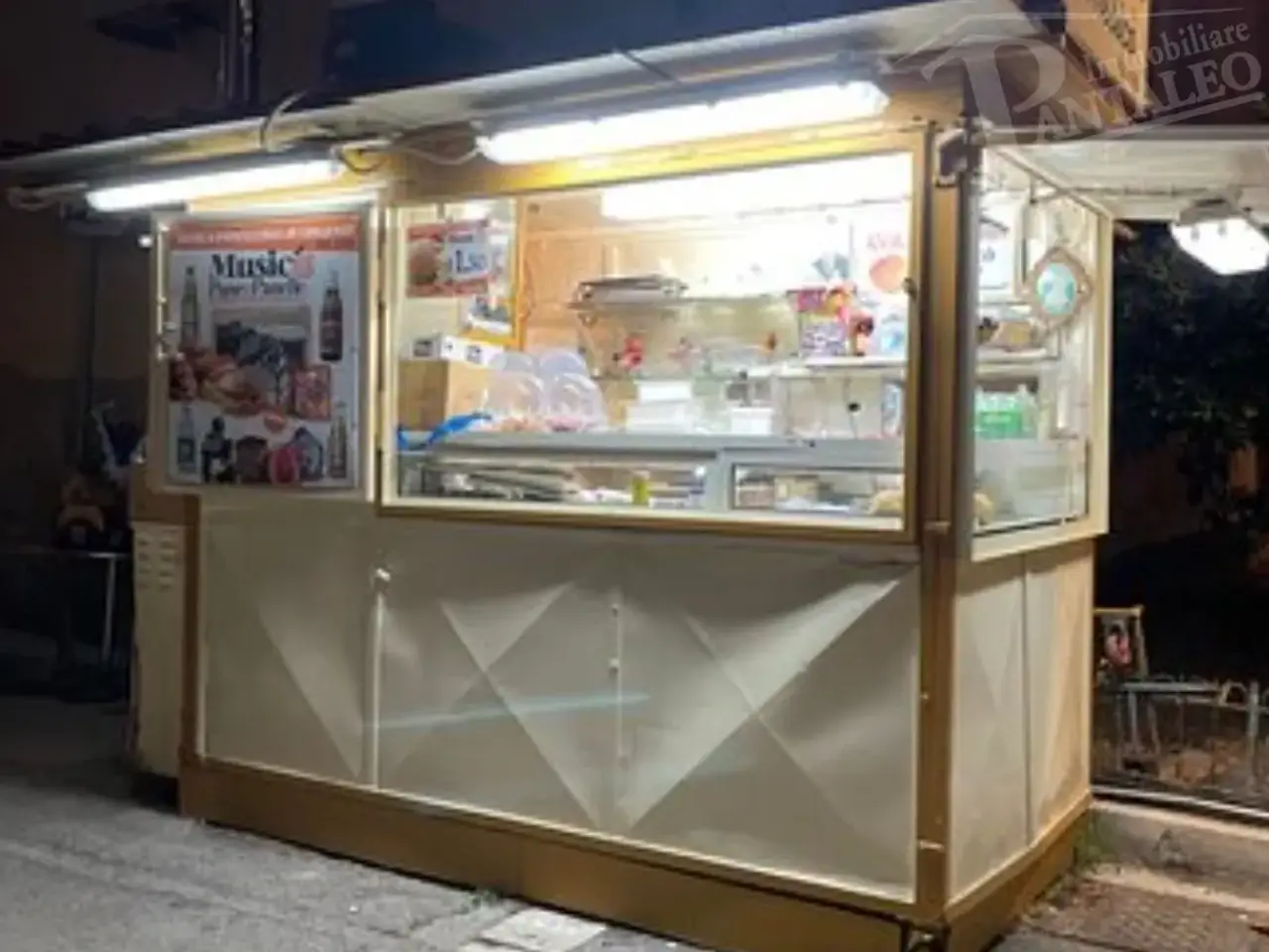 Esercizio commerciale in 
Via Trapani									, 
Marsala									, Marsala, {3} - Foto 1