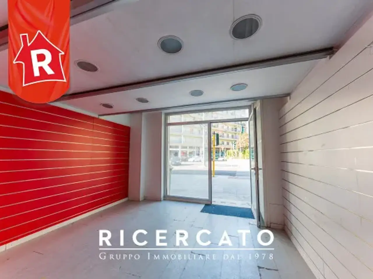 Negozio in Viale Japigia 45, Lecce, {3} - Foto 1