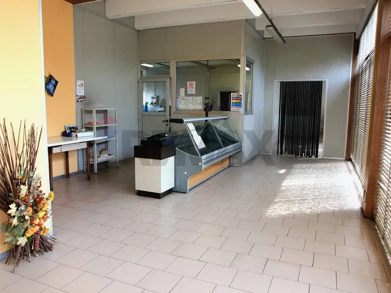 Esercizio commerciale in Via Risorgimento 14, Lurago Marinone, {3} - Foto 2