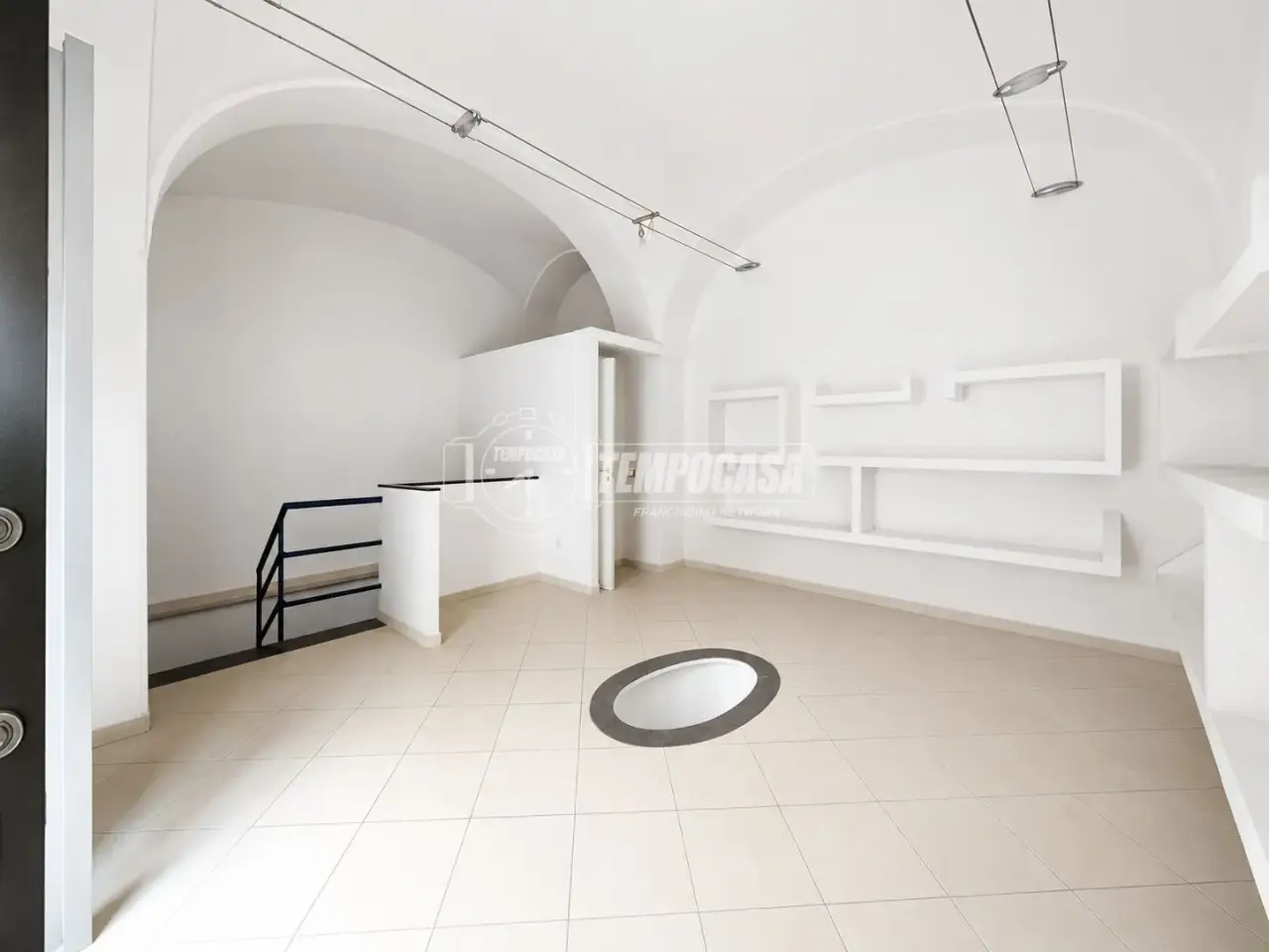 Negozio in Via Solferino 45, Aversa, {3} - Foto 1