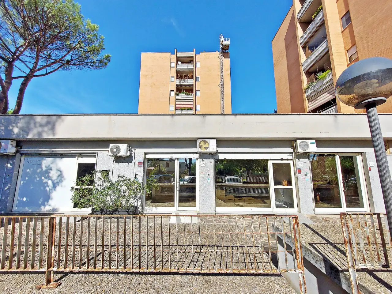 Negozio in Via Pollenza 49, Roma, {3} - Foto 2