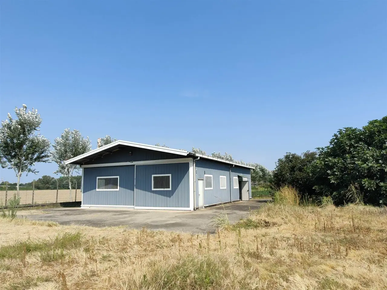 Magazzino in S.Sa. Emilia Km., Montanaso Lombardo, {3} - Foto 1