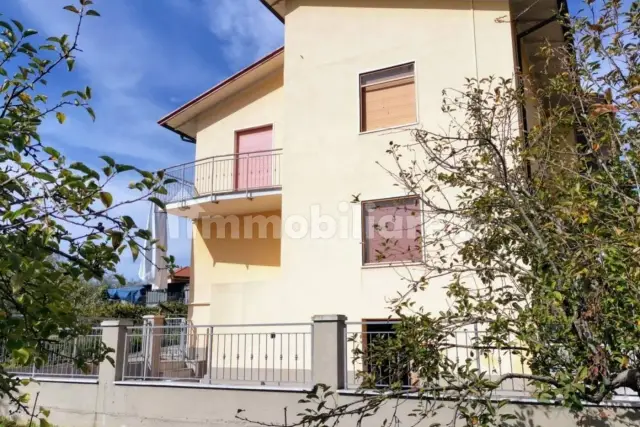 Semi-detached house, Luni - Photo 1