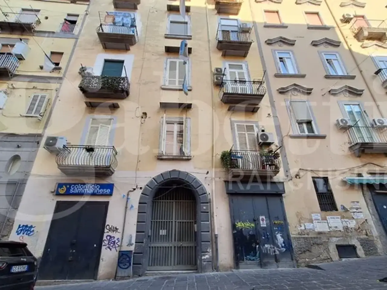 Magazzino in Via Santa Sofia, Napoli, {3} - Foto 1