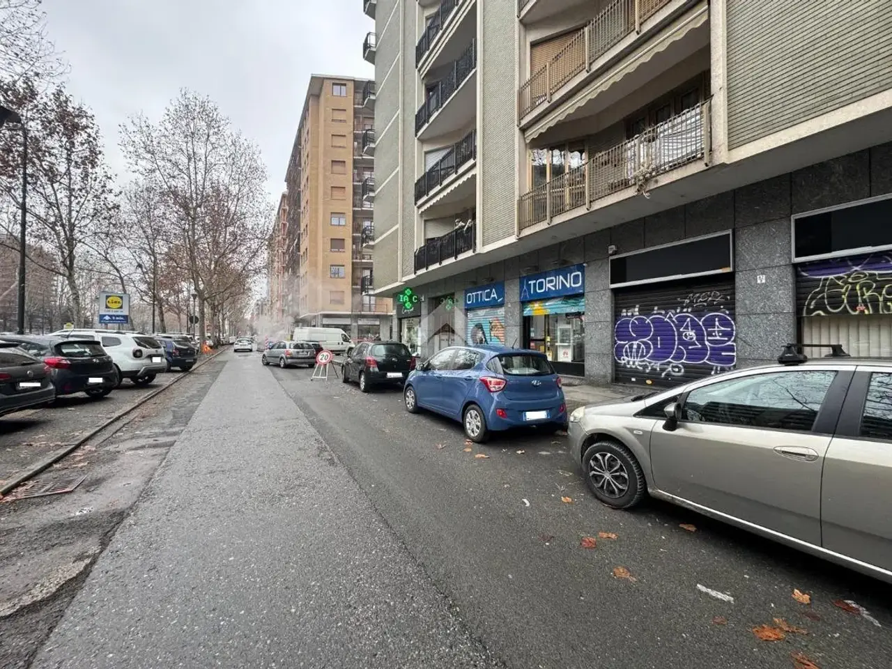 Negozio in Corso Siracusa 85, Torino, {3} - Foto 2