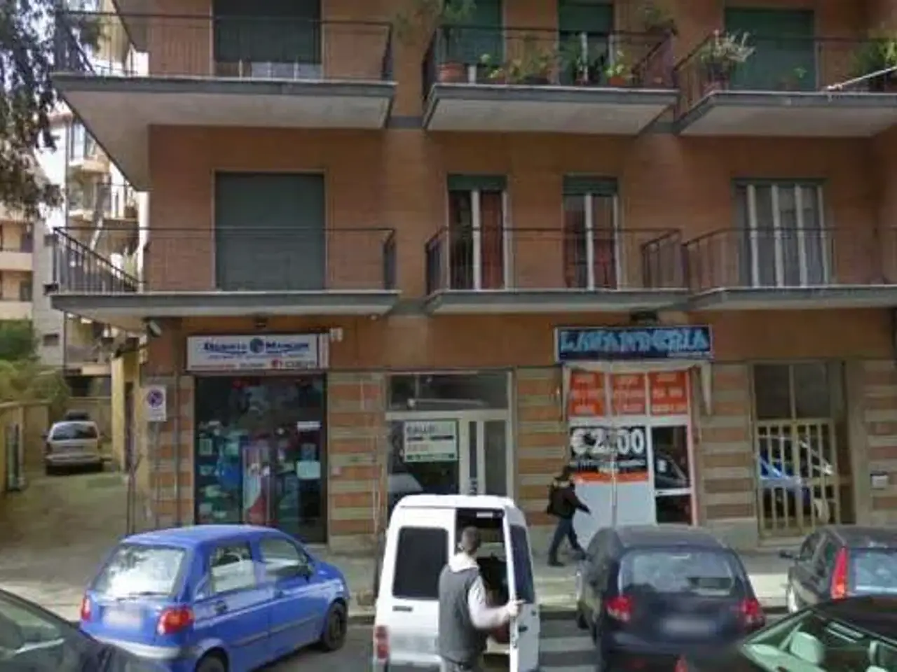 Negozio in Corso Luigi Fera, Cosenza, Cosenza, {3} - Foto 1