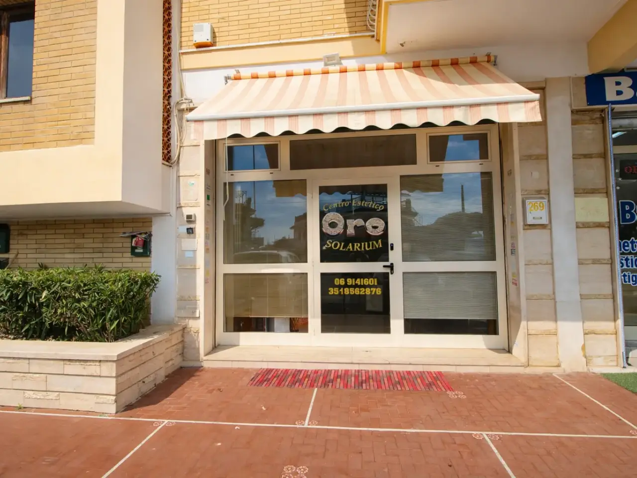 Centro estetico in Lungomare Tor San Lorenzo 269, Ardea, {3} - Foto 1