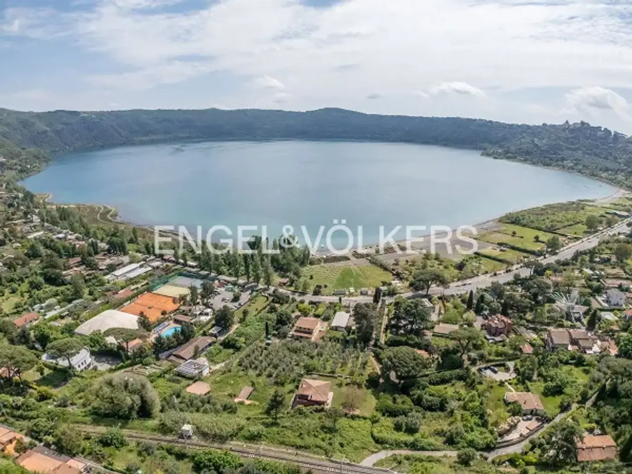 Negozio in Via Spiaggia del Lago, Castel Gandolfo, {3} - Foto 2
