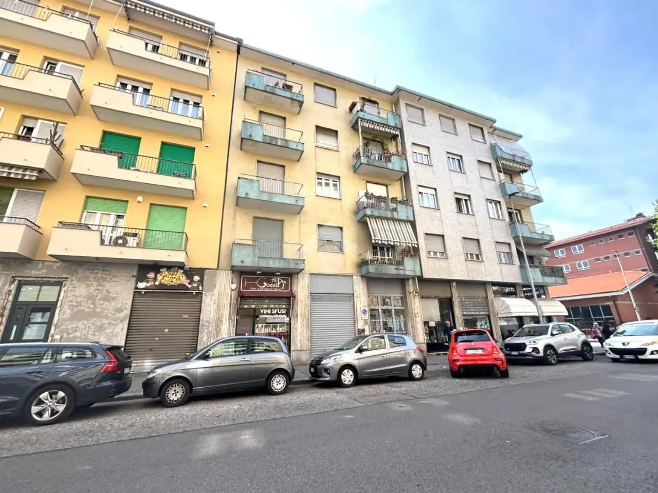 Negozio in Via Giosuè Borsi 104, Torino, {3} - Foto 1