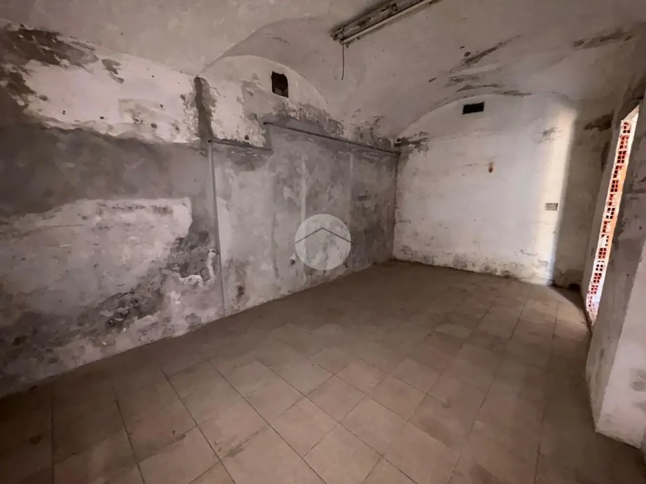 Magazzino in Via Gaspare Buffa 28, Genova, {3} - Foto 2