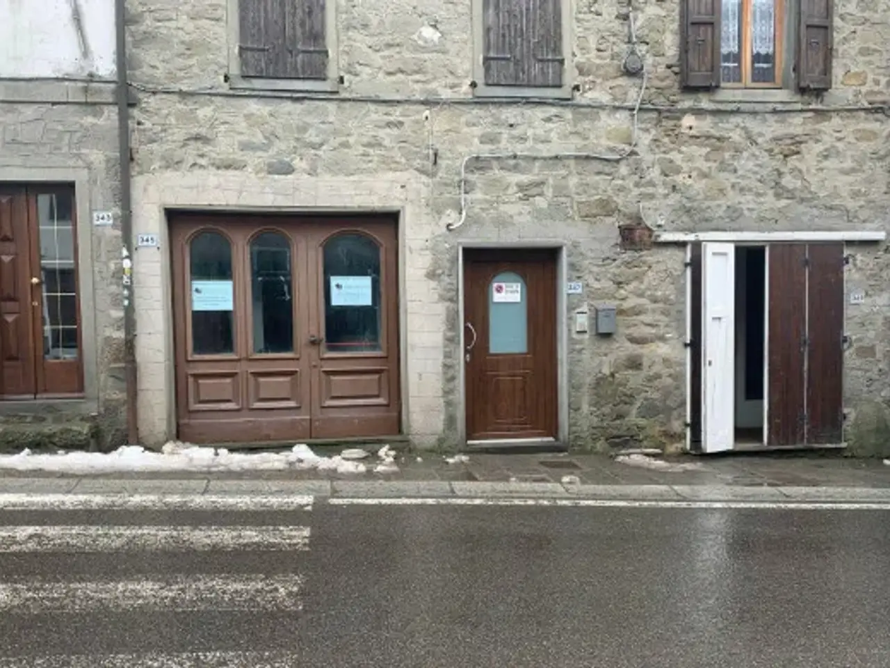 Negozio in Strada Statale dell'Abetone E del Brennero 345, Abetone Cutigliano, {3} - Foto 1