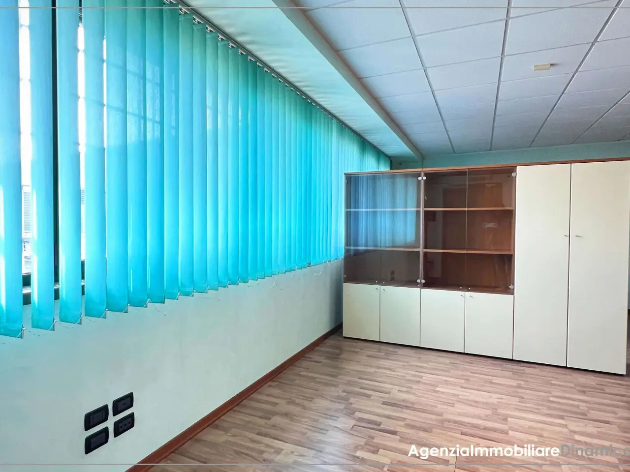 Ufficio in Viale Italia, Conegliano, {3} - Foto 1