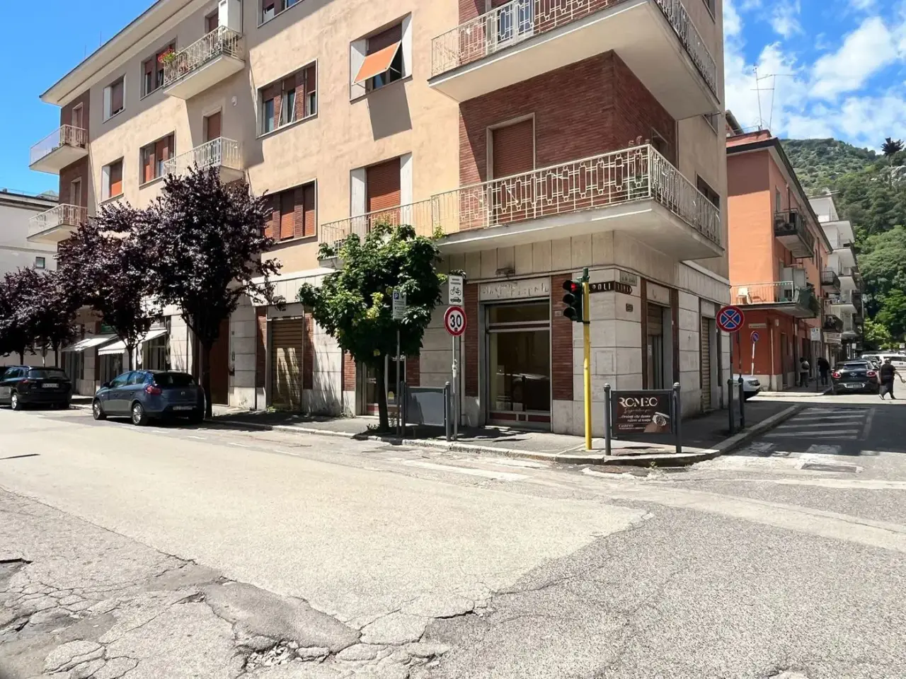 Negozio in Via Guglielmo Marconi 42, Cassino, {3} - Foto 2