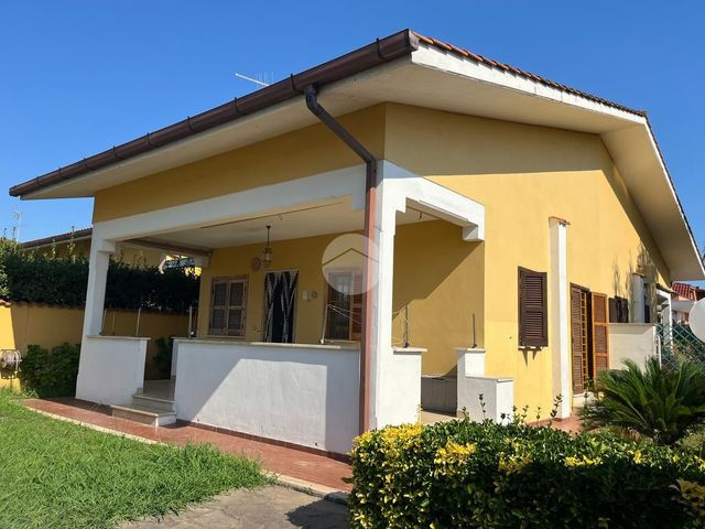 Villa in Via Orsa Maggiore, Ardea - Foto 1